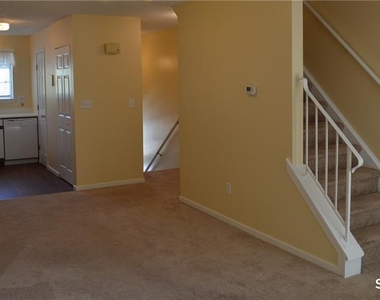 360 Spring Street - Photo Thumbnail 6