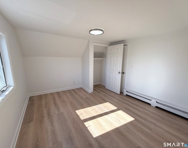 466 Hollister Street - Photo Thumbnail 21