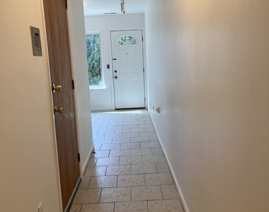 1611 Washington Boulevard - Photo Thumbnail 6