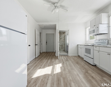 23 Dunn Avenue - Photo Thumbnail 3