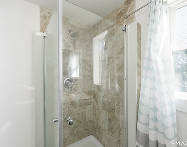 23 Dunn Avenue - Photo Thumbnail 17