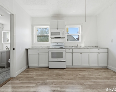 23 Dunn Avenue - Photo Thumbnail 2