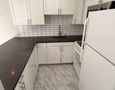 33 Pleasant Street - Photo Thumbnail 4