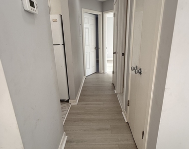 33 Pleasant Street - Photo Thumbnail 10