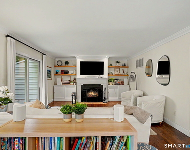 56 Rogers Avenue - Photo Thumbnail 11