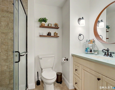 56 Rogers Avenue - Photo Thumbnail 32