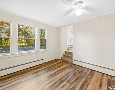 251 East Johnson Avenue - Photo Thumbnail 9