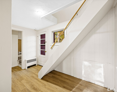 251 East Johnson Avenue - Photo Thumbnail 13
