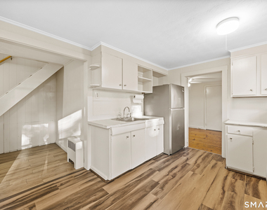 251 East Johnson Avenue - Photo Thumbnail 10