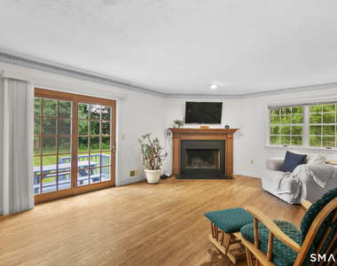 95 Old Farms Road - Photo Thumbnail 5