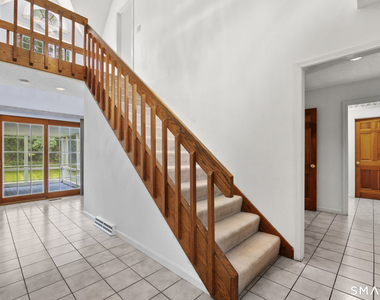 95 Old Farms Road - Photo Thumbnail 3