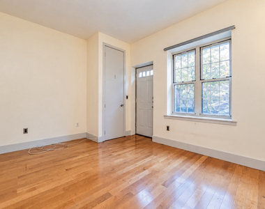 43 Havemeyer Street - Photo Thumbnail 3