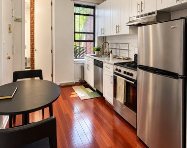 645 Prospect Place - Photo Thumbnail 2