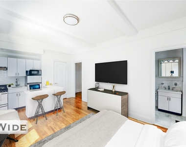 140 East 46th Street - Photo Thumbnail 1