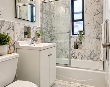 ### Bright Upper East Side 1BR | Elevator, Laundry & Dishwasher - Photo Thumbnail 2