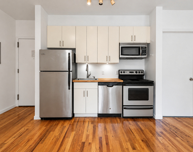326 Melrose Street - Photo Thumbnail 1