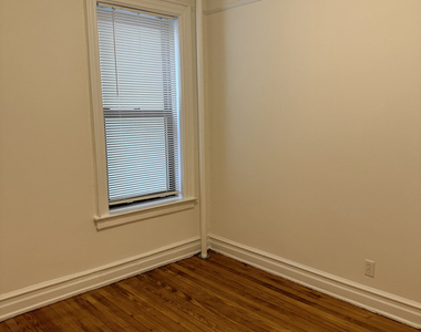 30-47 29th Street - Photo Thumbnail 4