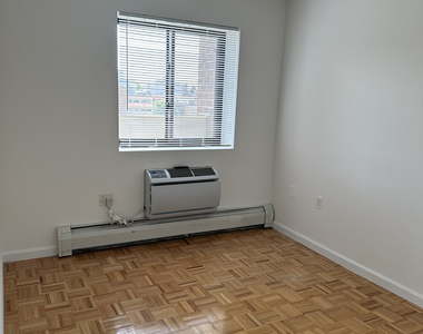 31-64 21st Street - Photo Thumbnail 3
