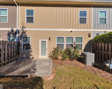 109 Davina Drive - Photo Thumbnail 24