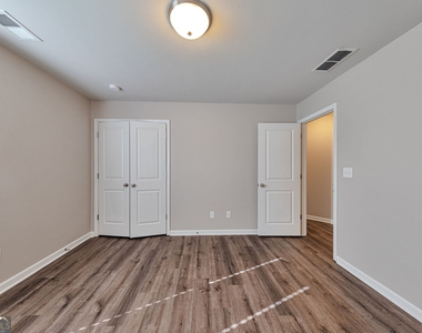 109 Davina Drive - Photo Thumbnail 12