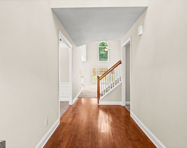 5016 Arbor View Parkway Nw - Photo Thumbnail 3