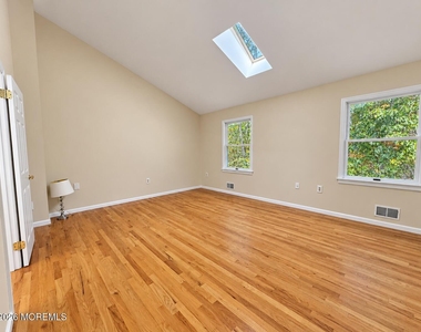 83 Agostina Drive - Photo Thumbnail 11