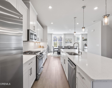 101 Midland Avenue - Photo Thumbnail 13