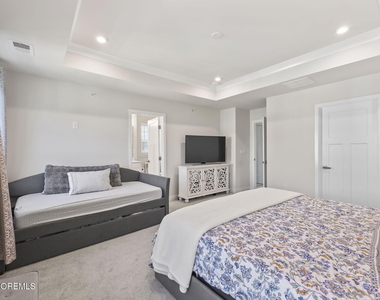 101 Midland Avenue - Photo Thumbnail 26