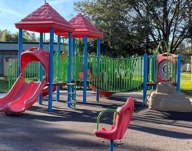 1317 Se Rivergreen Circle - Photo Thumbnail 31
