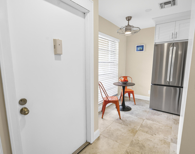 1111 Mahogany Way - Photo Thumbnail 2