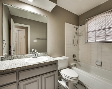 728 Nicole Drive - Photo Thumbnail 28