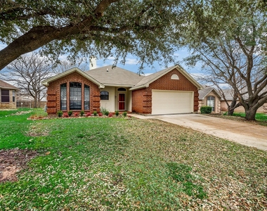 728 Nicole Drive - Photo Thumbnail 23