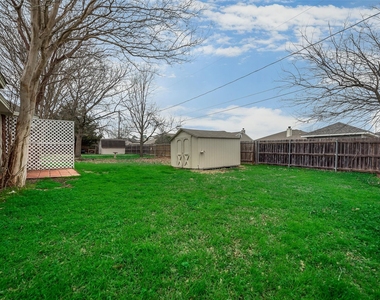 728 Nicole Drive - Photo Thumbnail 21