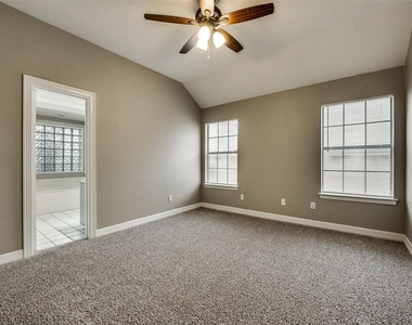 728 Nicole Drive - Photo Thumbnail 27