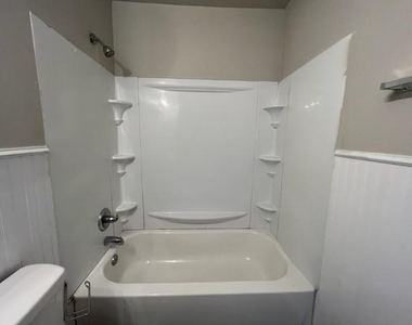 2333 Marsalis Drive - Photo Thumbnail 13