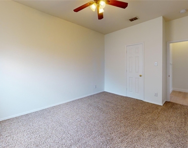 10514 Greenbriar Lane - Photo Thumbnail 11