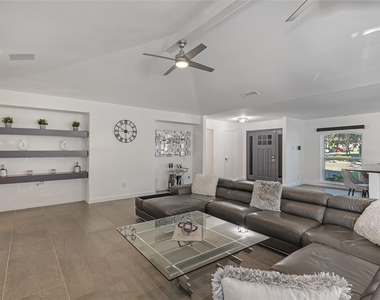 6802 Duffield Drive - Photo Thumbnail 6