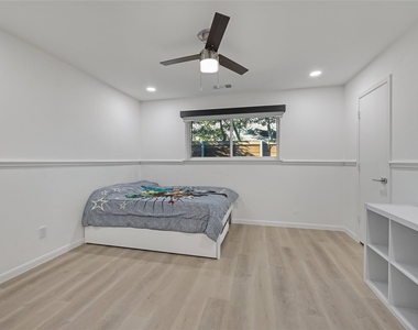 6802 Duffield Drive - Photo Thumbnail 23