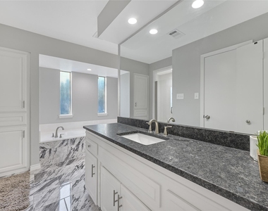 6802 Duffield Drive - Photo Thumbnail 18