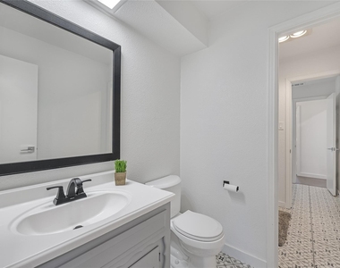 6802 Duffield Drive - Photo Thumbnail 26