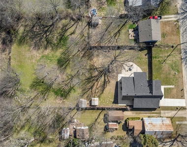 1510 Lindsay - Photo Thumbnail 27