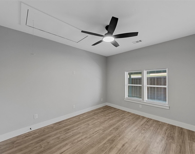 1510 Lindsay - Photo Thumbnail 5