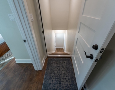 4514 Victor Street - Photo Thumbnail 7