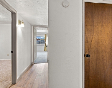 4025 Engleman Street - Photo Thumbnail 20