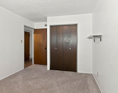 4025 Engleman Street - Photo Thumbnail 19