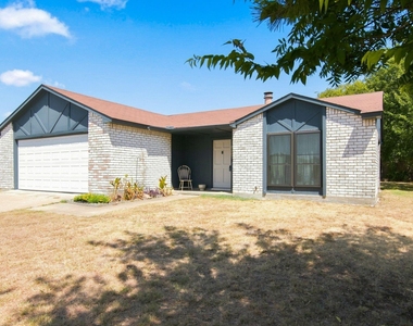 4025 Engleman Street - Photo Thumbnail 2