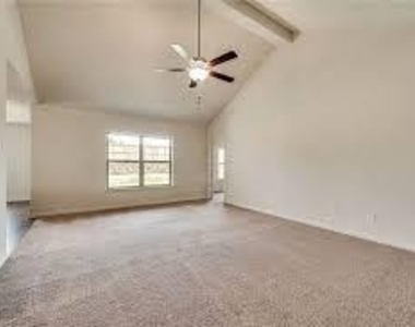 1307 James Street - Photo Thumbnail 5