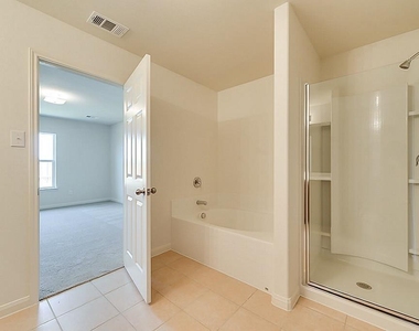 1307 James Street - Photo Thumbnail 6