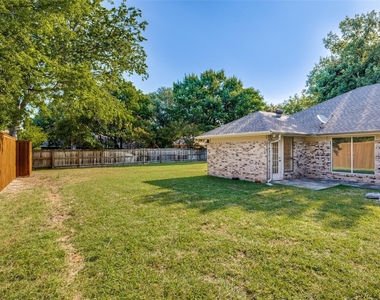 6627 Sawmill Road - Photo Thumbnail 11