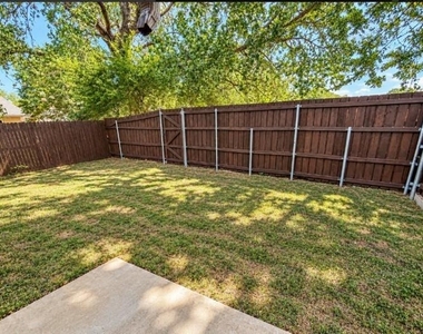 2703 Petersburg Drive - Photo Thumbnail 35